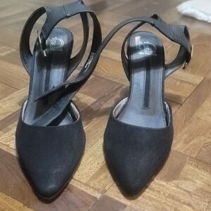 New Directions Black Strappy Heels